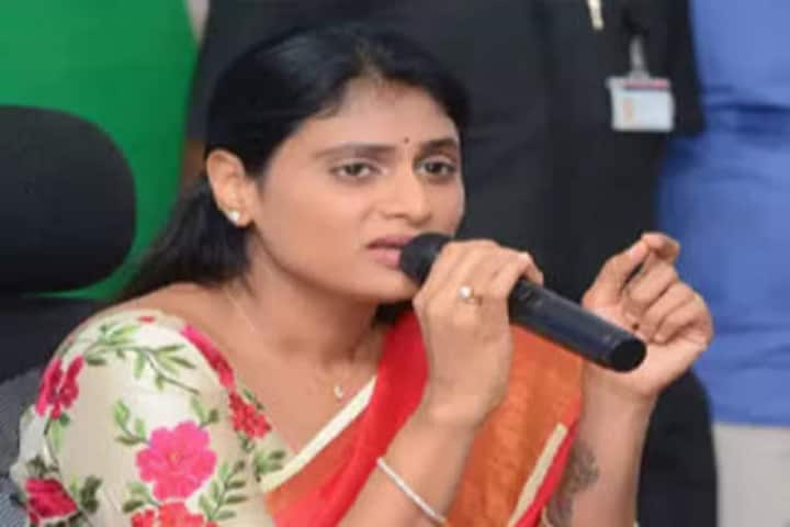 YSRTP Chief YS Sharmila Comments Against Telangana CM KCR over UnEmployement In State YS Sharmila: సీఎం కేసీఆర్ ఓ హంతకుడు..! వైఎస్ షర్మిల ఘాటు వ్యాఖ్యలు, కవిత టార్గెట్‌గా ట్వీట్