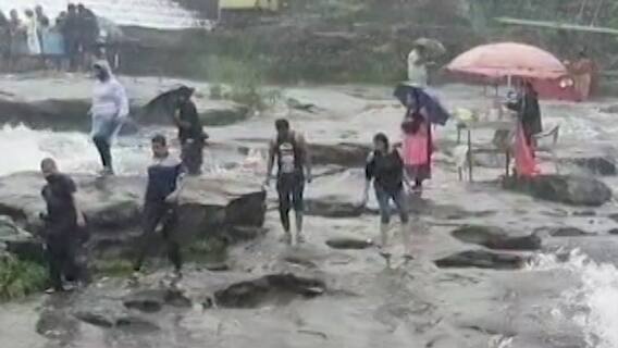 Special Report | जमावबंदी असतानाही भुशी डॅमवर पर्यटकांची गर्दी, अतिउत्साही पर्यटकांवर पोलिसांची कारवाई