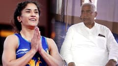 Tokyo Olympics | Vinesh Phogat all set to win; Mahavir Singh Phogat says 'Will receive daughter at airport post win'