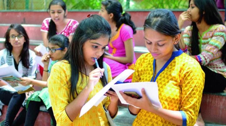 Uttarakhand Board Result Declared Now Student Facing Problem in School Admission ann Uttarakhand: रिजल्ट घोषित होने के बाद अब छात्रों को एडमिशन की टेंशन
