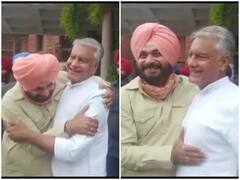 Punjab Politics: पंजाब कांग्रेस अध्यक्ष सुनील जाखड़ से मिले सिद्धू, आज कोई बड़ा एलान संभव