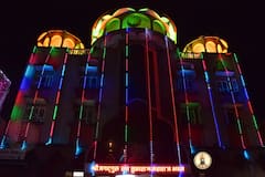 Ashadhi Wari : आषाढी यात्रेसाठी विठ्ठल मंदिरास आकर्षक विद्युत रोषणाई, पाहा नेत्रदीपक फोटो