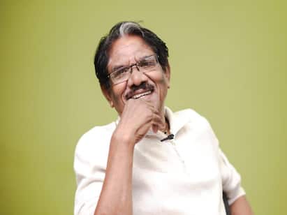 Ace Tamil film Director Bharathiraja celebrates his 79th birthday today மண்மனம் மாறாத பாரதிராஜா படங்களின் ஹிட்ஸ்..!