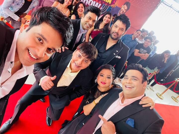 ‘The Kapil Sharma Show’ First Look: Comedy King Shares Pics Of ‘New Beginning With Old Faces’ ‘The Kapil Sharma Show’ First Look: Comedy King Shares Pics With Krushna Abhishek Bharti Singh Others ‘The Kapil Sharma Show’ First Look: Comedy King Shares Pics Of ‘New Beginning With Old Faces’