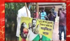 ਸੋਨੂੰ ਸੂਦ ਨੂੰ ਮਿਲਣ ਲਈ ਫੈਨ ਨੇ ਤੈਅ ਕੀਤਾ 1200 ਕਿਲੋਮੀਟਰ ਦਾ ਸਫ਼ਰ , ਪੰਜਾਬੀ ਗੀਤ ਸੁਣਾਕੇ ਜਿਤਿਆ ਦਿਲ