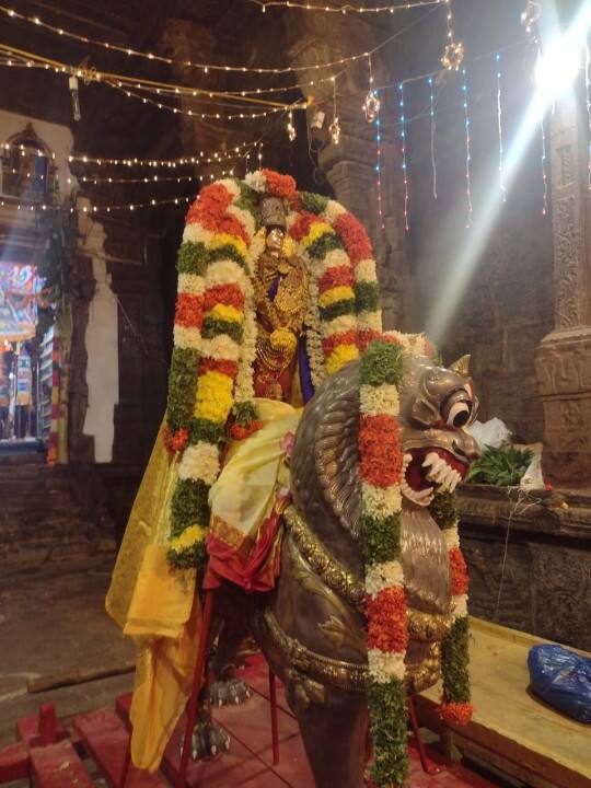 இரண்டாம் நாள் ஆடிப்பெருந்திருவிழாவில் கள்ளழகர்