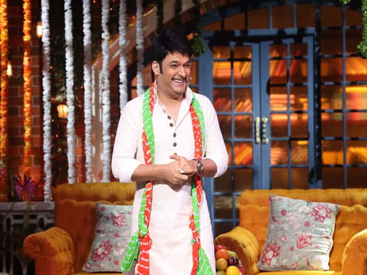 The Kapil Sharma Show news Kapil Sharma was seen in a new style with the old team, shared photo on instagram The Kapil Sharma Show की वापसी, पुरानी टीम के साथ नए अंदाज में दिखे Kapil Sharma, इस बेहतरीन कॉमेडियन की हुई शो में एंट्री