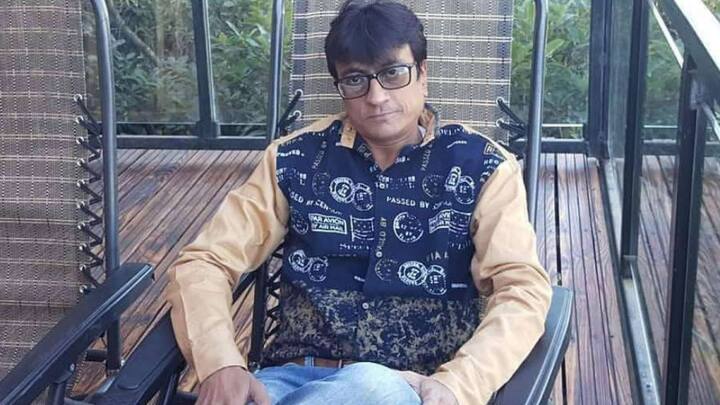 अमित भट्ट- जेठालाल के बापूजी चंपक लाल गड़ा उर्फ अमित भट्ट ने कई टेलीविजन प्रोजेक्ट्स में काम किया है. हालांकि, उन्होंने साल 2002 में कॉमेडी शो खिचड़ी से अपने करियर की शुरुआत की थी. वहीं उन्होंने साल 2006 में सब टीवी के शो F.I.R में भी काम किया था.