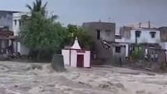 Jamnagar: લાલપુરમાં ભારે વરસાદને કારણે સ્થાનિક નદીઓમાં થઈ નવા નીરની આવક