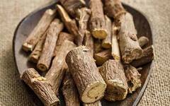 ਬੇਹੱਦ ਫਾਇਦੇਮੰਦ ਹੈ ਮੁਲੱਠੀ, ਬਿਮਾਰੀਆਂ ਲਈ ਲਾਹੇਵੰਦ, ਜਾਣੋ ਇਸ ਦੇ ਇਹ ਗੁਣ