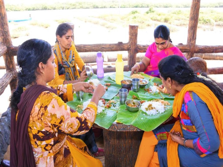 Karankadu Eco Tourism : காரசார நண்டு, கடல் பயணம்,  காரங்காடு சூழல் சுற்றுலா.. கண்டிப்பா ஒரு டூர் போடுங்க..!