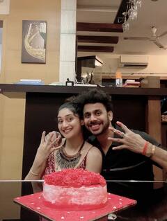 Manoj tiwari: অষ্টম বিবাহ বার্ষিকী, স্ত্রী সুস্মিতাকে নিয়ে সোশ্যাল মিডিয়ায় ভালবাসাপূর্ণ পোস্ট মনোজের