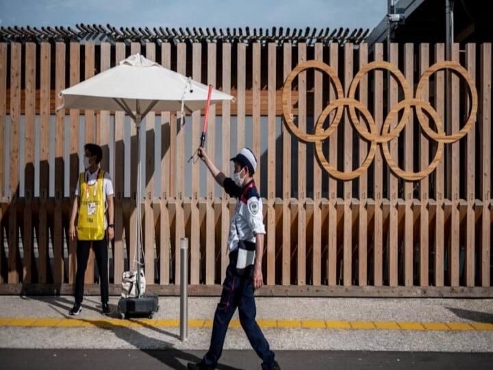 Tokyo Olympics 2020 2 athletes test Corona positive Olympic village Tokyo Olympics 2020: ஒலிம்பிக் கிராமத்துக்குள் நுழைந்த கொரோனா.. 2 வீரர்களுக்கு பாசிட்டிவ்..!
