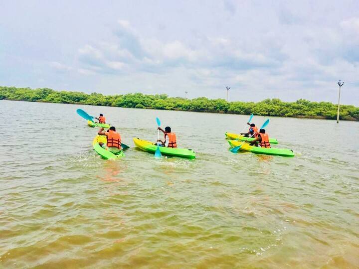 Karankadu have a great trip Eco tourism enjoy the mangrove swamp land forests in ramanathapuram Karankadu Eco Tourism : காரசார நண்டு, கடல் பயணம்,  காரங்காடு சூழல் சுற்றுலா.. கண்டிப்பா ஒரு டூர் போடுங்க..!