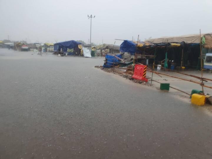 ਕਿਸਾਨਾਂ ਨੇ ਹੁਣ ਆਪਣੀ ਅਗਲੀ ਰਣਨੀਤੀ ਤਹਿਤ ਸੰਸਦ ਦੇ ਮੌਨਸੂਨ ਇਜਲਾਸ ਦੌਰਾਨ 200-200 ਦੇ ਗਰੁੱਪ 'ਚ ਪਾਰਲੀਮੈਂਟ ਜਾ ਕੇ ਧਰਨਾ ਦੇਣ ਦਾ ਐਲਾਨ ਕੀਤਾ ਹੈ।