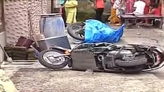 Kasba Promoting Dispute: প্রোমোটিং বিবাদকে কেন্দ্র করে মধ্যরাতে দুষ্কৃতী-তাণ্ডবে উত্তাল কসবা, 'ভাঙচুর' বাড়ি-বাইক