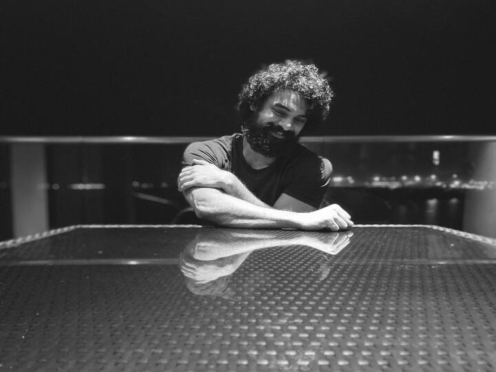 மலையாளம் மற்றும் தமிழ் சினிமாவில் நடித்து வருகிறார்