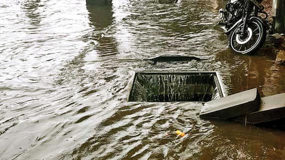 मौत को न्योता देते मैनहोल, लोगों की जान खतरे में डालने का जिम्मेदार कौन ?