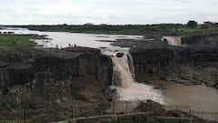 Nanded : नांदेडच्या Sahastrakund धबधब्याच्या परिसरात नागरिकांची तोबा गर्दी