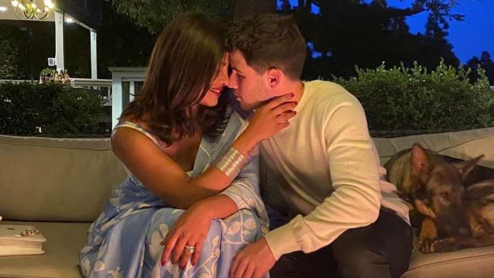 Nick Jonas ने 13 लाख का गिफ्ट भेजकर दूर बैठीं Priyanka Chopra के जन्मदिन को बनाया खास, जानें क्या दिया?