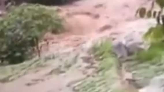 Uttarakhand: Tehri में बादल फटने से हाहाकार, कई घरों में घुसा मलबा| Uttarakhand Prime