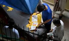 Danish Siddiqui's Funeral: দানিশ সিদ্দিকির শেষকৃত্য সম্পন্ন, সারা দেশের সঙ্গে শ্রদ্ধা কলকাতাতেও