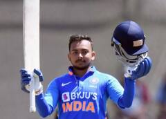 প্রোটিয়াদের বিরুদ্ধে ওয়ান ডে সিরিজেও দলে ঠাঁই হয়নি, ক্ষোভ উগরে দিলেন পৃথ্বী