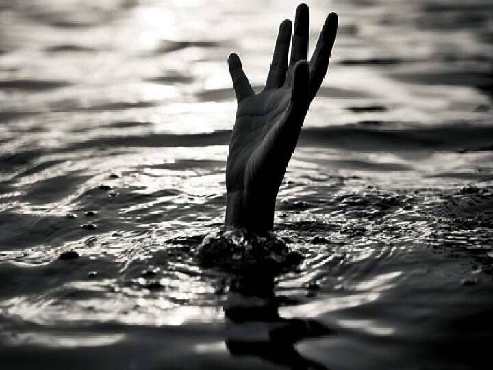 Dead Bodies of children found from Pond in Gorakhpur uttar ptradesh ann तालाब में उतराती हुई मिली 24 घंटे से लापता बच्‍चों की लाश, नहाने के दौरान डूबने से हुई मौत