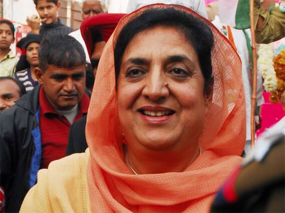 Sidhu ਪਹੁੰਚੇ ਸਾਬਕਾ CM ਰਜਿੰਦਰ ਕੌਰ ਭੱਠਲ ਨੂੰ ਮਿਲਣ, ਸਿੱਧੂ ਦੇ ਪਰਿਵਾਰ ਬਾਰੇ ਬੋਲੀ Bhattal