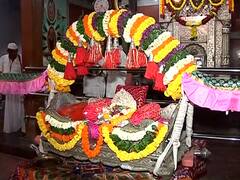 Ashadhi Ekadashi Wari 2021 : पैठणहून संत एकनाथ महाराजांची पालखी शिवशाही बसमधून पंढरपूरला रवाना