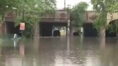 Delhi में आसमान से बरसी आफत ! ... कई इलाकों में हुआ भारी जलजमाव | Seedhe Field Se