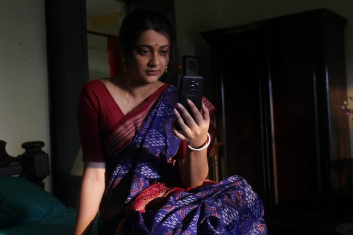 'ইস্কাবন'-এ একটি বিশেষ চরিত্রে অভিনয় করছেন অভিনতা খরাজ মুখোপাধ্য়ায়।