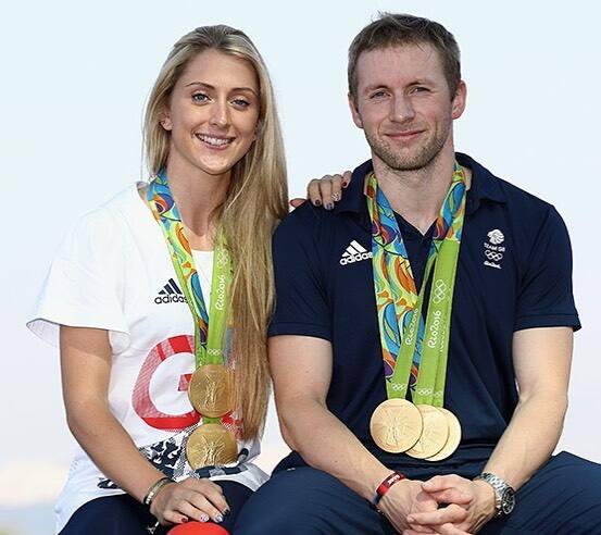 Laura and Jason Kenny: ఇంగ్లాండ్కు చెందిన వీరిద్దరికీ 2016లో పెళ్లయ్యింది. వీరిద్దరూ ఇంగ్లాండ్ సైక్లింగ్ జట్టులో సభ్యులు. తమ తమ విభాగాల్లో ఇప్పటికే వీరిద్దరూ 10 ఒలింపిక్ గోల్డ్ మెడల్స్ సాధించారు.