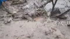 Tehri में बादल फटने से हाहाकार, मलबे में दबा एक शख्स | ABP Ganga