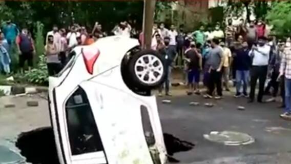 Delhi: Heavy downpour reveals system's secrets, lives lost | Seedhe Field Se (19 July 2021)