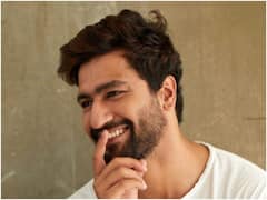 Vicky Kaushal Painting: विक्की कौशल ने बनाई बेहद खूबसूरत पेंटिंग, जानिए किसकी तस्वीर है ये