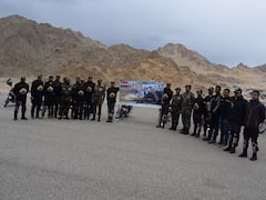 कारगिल विजय दिवस: लेह से सेना के फायर एंड फ्यूरी कोर से मोटरसाइकिल अभियान की शुरुआत हुई