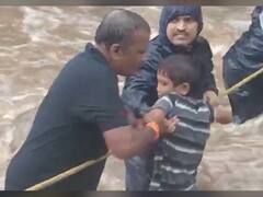 Mumbai Rain : ... अन् मोठा अनर्थ टळला; मुसळधार पावसात पर्यटनाचा अतिउत्साह पर्यटकांना भोवला!