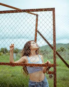 Fatima Sana Shaikh Photoshoot : খোলা চুলে ফটোশ্যুট ফতিমার, ভাইরাল ছবি ; হৃদয়-জয় ভক্তদের