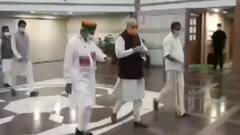 संसद में बीजेपी संसदीय दल की बैठक, PM भी मौजूद, सरकार को घेरने के लिए विपक्ष ने भी बुलाई बैठक