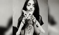 Tollywood Actress Pets Photos: వాటి ప్రేమలో మునిగిపోయిన మన హీరోయిన్లు!