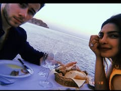 Couple Goals Priyanka Jonas | உனக்காக பொறந்தேனே எனதழகா.. பிரியாம இருப்பேனே பகல் இரவா..! பிரியங்கா ஜோனஸ் க்ளிக்ஸ்