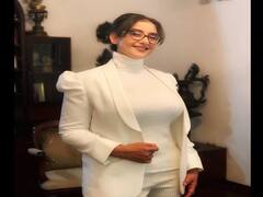 Actress Manisha koirala pics | நீ சிரிச்சா தீவானா கைகொடுத்தா மஸ்தானா -  மனிஷா  கொய்ராலா போட்டோஸ்