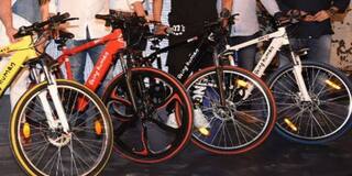 Electric Cycle: ১০ টাকায় ৫০ কিলোমিটার ভ্রমণ! তাক লাগানো ইলেকট্রিক সাইকেল তৈরি দেশে