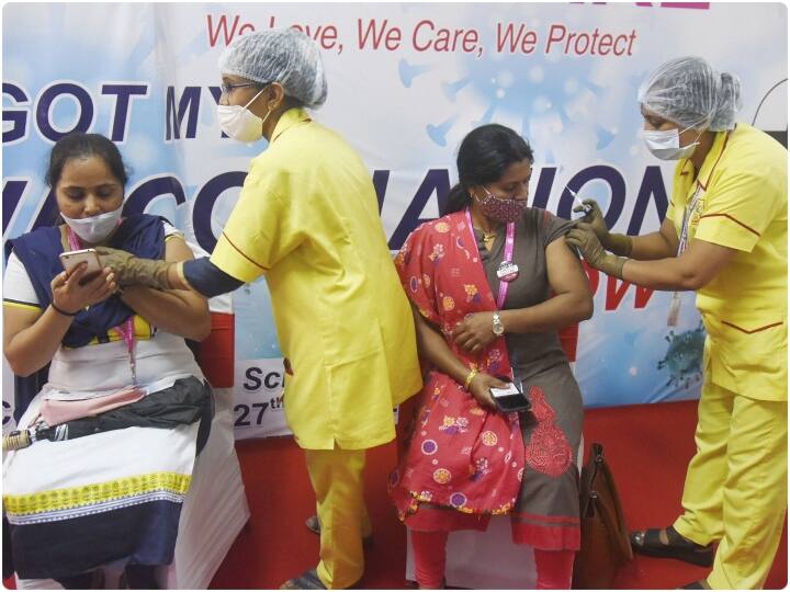 मुंबई में कोरोना वैक्सीन का स्टॉक खत्म होने की वजह से कल नहीं पाएगा वैक्सीनेशन सेंटर्स पर टीका