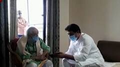 तब्बल दीड वर्षांनी राज ठाकरेंच्या चेहऱ्यावर मास्क! पुणे दौऱ्यात घेतली बाबासाहेब पुरंदरेंची भेट