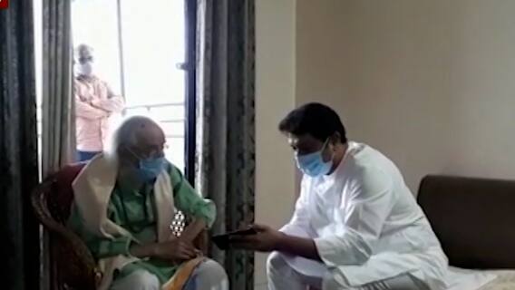 तब्बल दीड वर्षांनी राज ठाकरेंच्या चेहऱ्यावर मास्क! पुणे दौऱ्यात घेतली बाबासाहेब पुरंदरेंची भेट