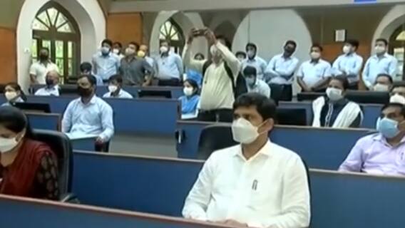 સુરત મહાનગર પાલિકા દેશમાં કેમ બની પ્રથમ મહાનગર પાલિકા?, જુઓ વિડીયો