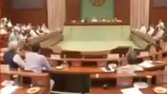 शाम 6 बजे Corona पर PM Modi की सभी दलों के साथ अहम बैठक, जानें कौन-कौन से दल होंगे शामिल| Matrabhumi