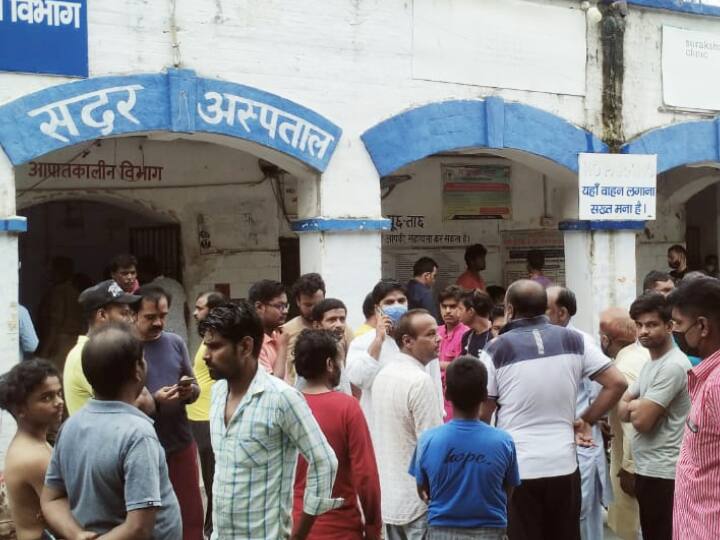 सिवानः बकरीद के लिए मस्जिद की सफाई कर रहे थे दो मजदूर, छत से गिरकर एक की मौत, दूसरा गंभीर